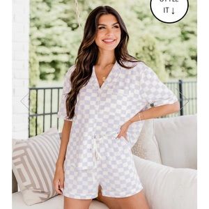 WOMENS MEDIUM IN LOVE WITH ME PURPLE CHECKERED PAJAMA SET